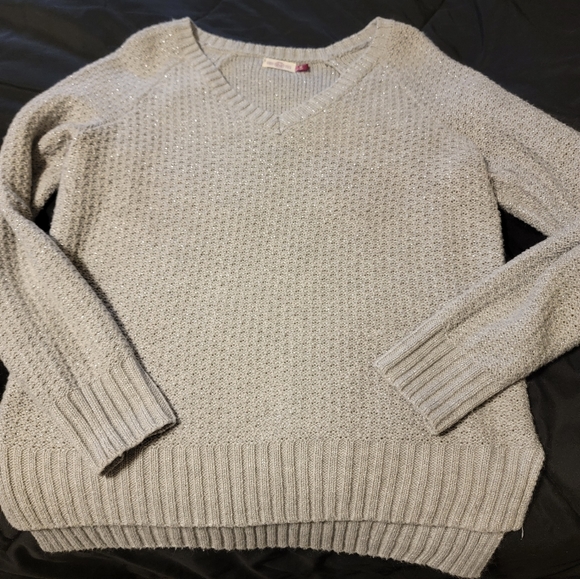 Sweater - Picture 3 of 3
